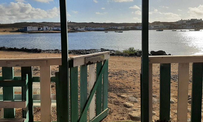 La Oliva Cabin | The lobster Shack sits on the beach of Majanicho, an old fishing village.