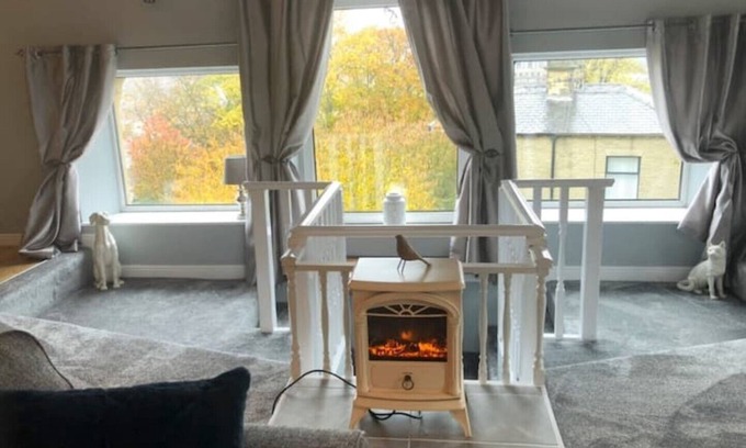 Brighouse Apartment | The Loft@Brighouse ( 2 bed luxury apt with amazing views over the valley )