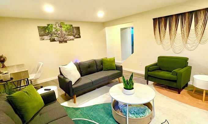 Federal Heights House | The Lower Lounge