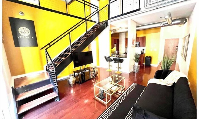 Loring Heights Apartment | ⭐️The Luxurious VERSACE LOFT⭐️MIDTOWN/LENOX/BUCKHEAD