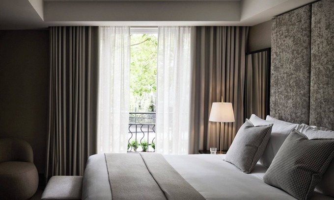 South Yarra Hotel | The Lyall