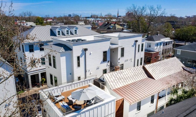 Westside House | The Madison Compound- Entire Charleston House & Suites w/Private Roof Top Deck