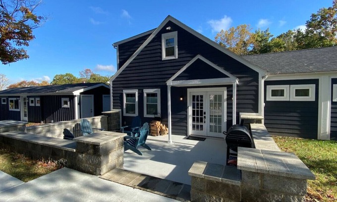 Bremo Bluff Other | The Magnolia House at Chevy Chase Farm