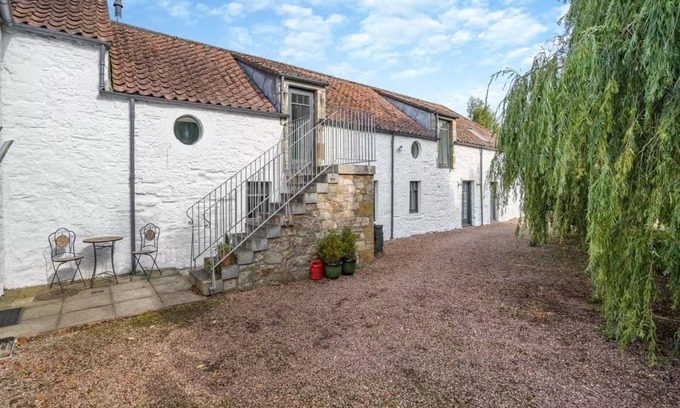 Pitlessie House | The Maltings at Pitlessie House: a stunning barn conversion 12m from St Andrews