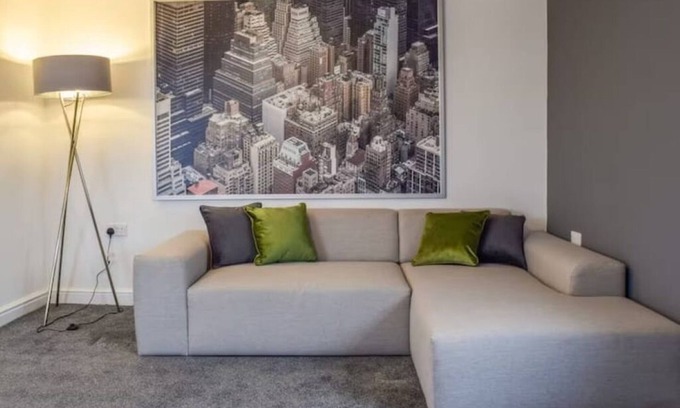 Huddersfield Apartment | The Manor Suites