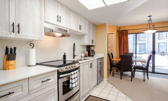 Upper Village Apartment | The Maple | Ski-in Ski-out 1 Bed w/Hot Tub, Pool, Sauna, and Fireplace