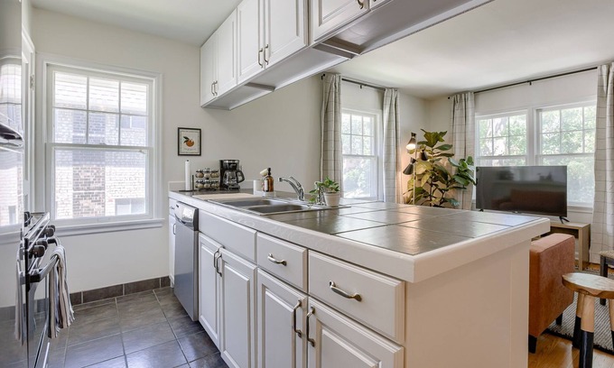 Dundee-Happy Hollow Historic District House | The Markham - Prime Location for CWS