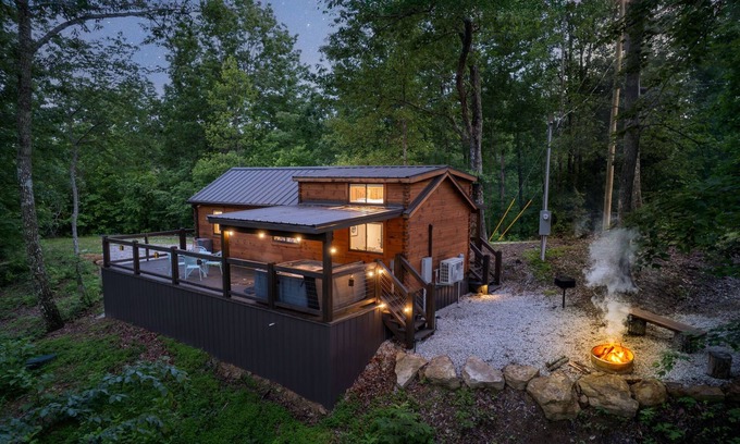 Frenchburg House | The Mighty Acorn, Bungalow is a delightful cozy tiny home in the woods.