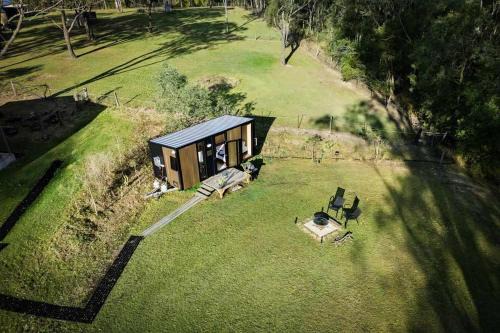 Mundoolun House | The Mini Chalet by Tiny Away