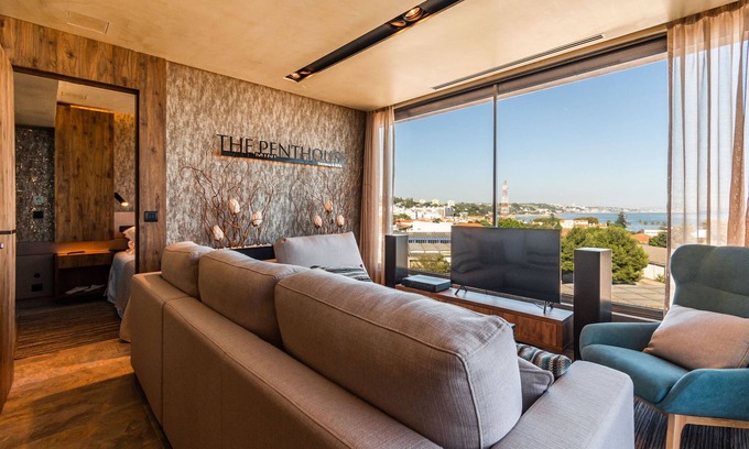 Paco De Arcos Apartment | THE Minipenthouse Terrace & SPA