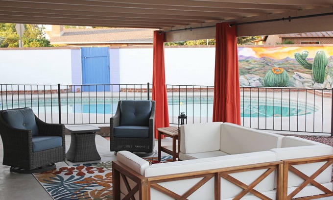 Miramonte House | The Miramonte - Walking Distance to UofA - Well Appointed & Spacious with Pool