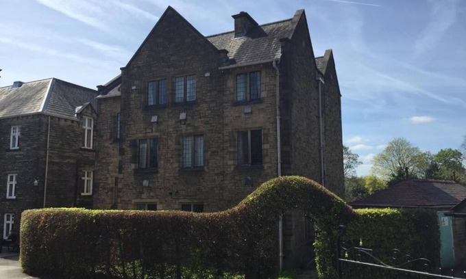 Robert Town Bed & Breakfast | The Mirfield Monastery