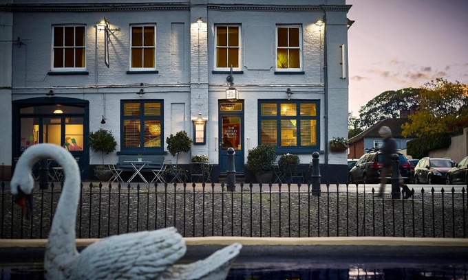 Mistley Hotel | The Mistley Thorn