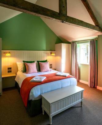 Glastonbury Hotel | The Mitre Inn