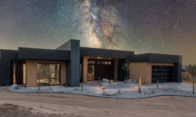 Yucca Valley House | The Monarch by Fieldtrip | New Luxury Estate with Pool, Spa, & Resort Amenities