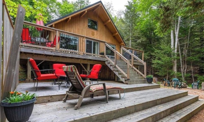 LaBelle Ski Chalet | The Morehouse Lake House Chalet