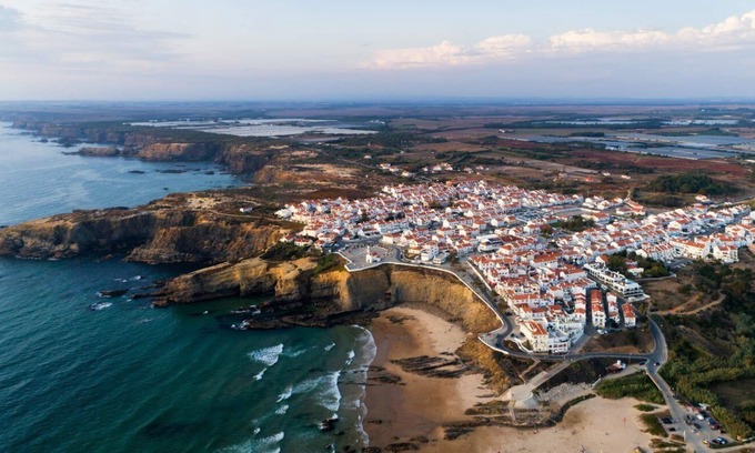 Zambujeira do Mar Apartment | The Most Beautiful Natural Park by the Sea 2