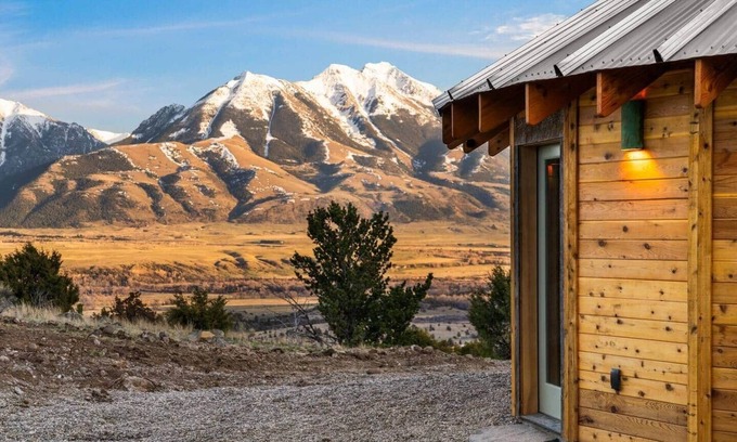 Emigrant Apartment | The Mountain Yurt (as ft. in Condé Nast)