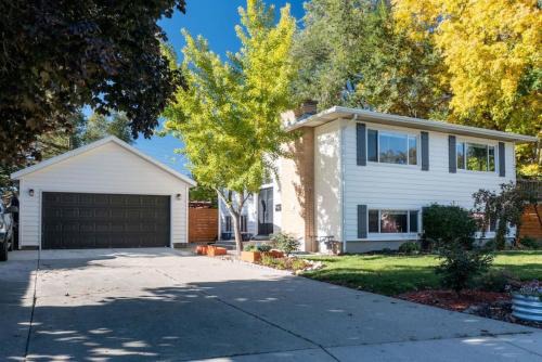 Murray House | The Murray Cottonwood Circle Close to Canyons