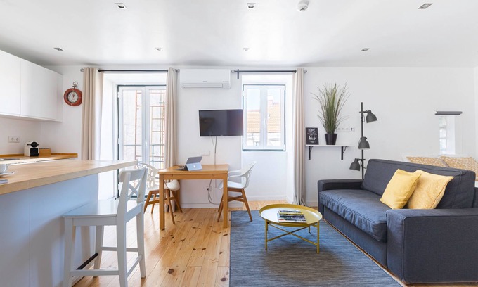 Santa Catarina Apartment | The Nickel Artist Studio Atelier