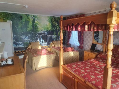 Ely House | The Nyton Guesthouse