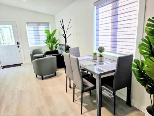 Stettler House | The Oasis in Stettler!