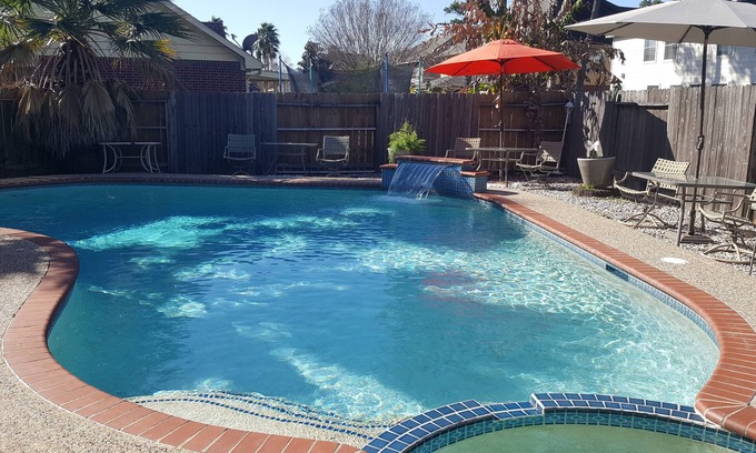 Northeast Houston House | The Oasis