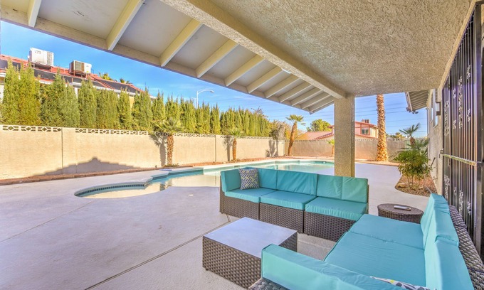 Canyon Gate House | The Oasis