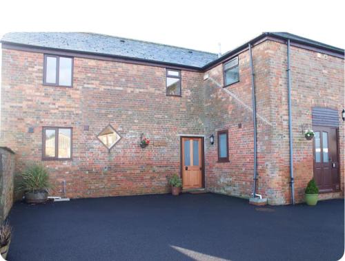West Parley House | The Old Barn - Bramble Farm Cottages