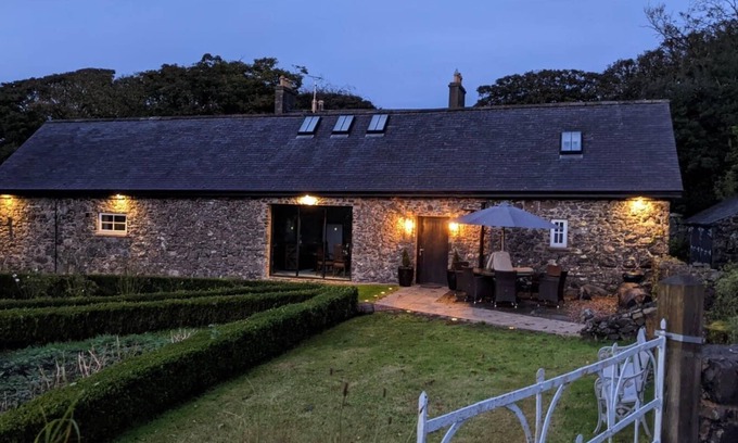 Bushmills Cabin | The Old Bushmills Barn