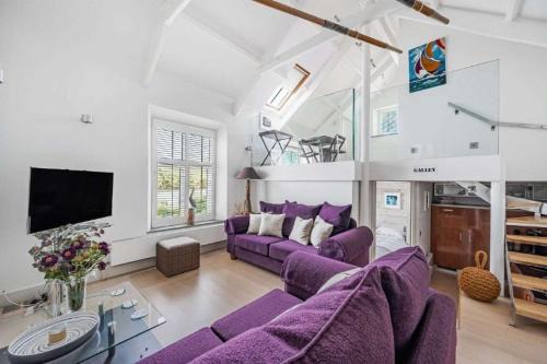 Truro House | The Old Chapel