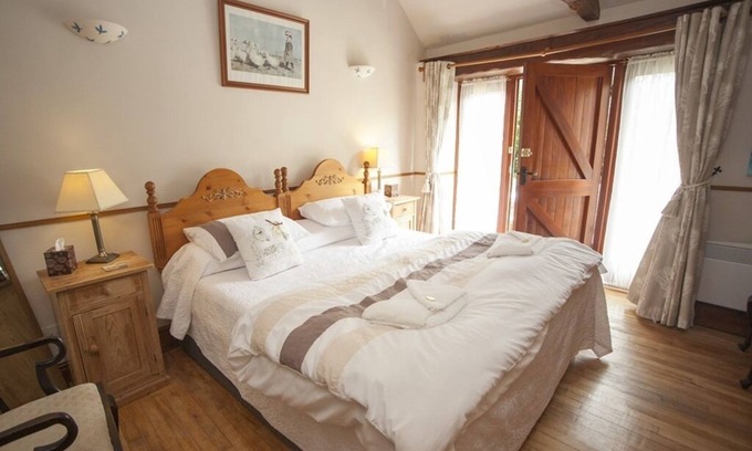 Bradford-on-Avon Other | The Old Dairy or The Cart House Double or Twin