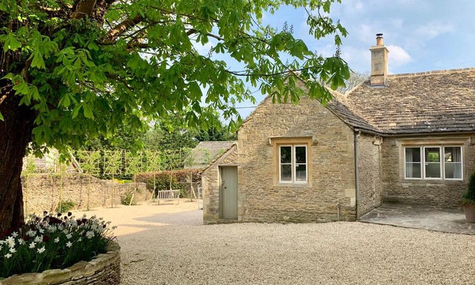 Burford House | The Old Dairy