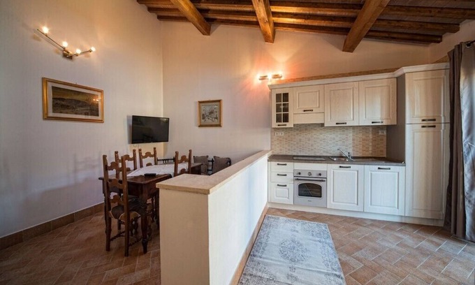 Perignano Other | The old Guzzardi winery - Apartment TULIPANO