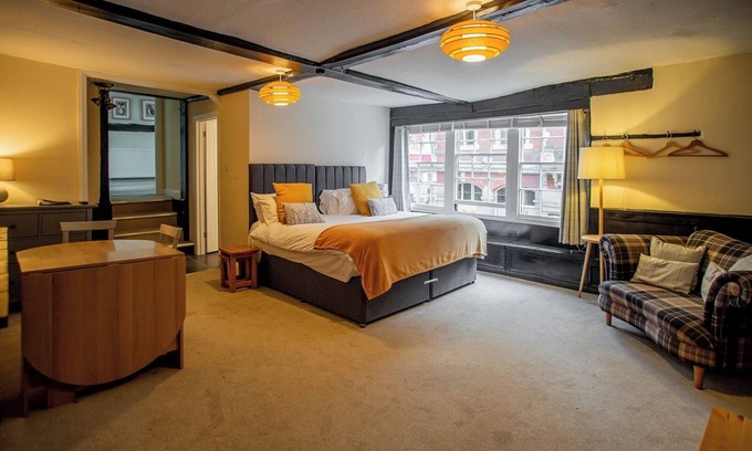Hemel Hempstead Bed & Breakfast | The Olde Kings Arms