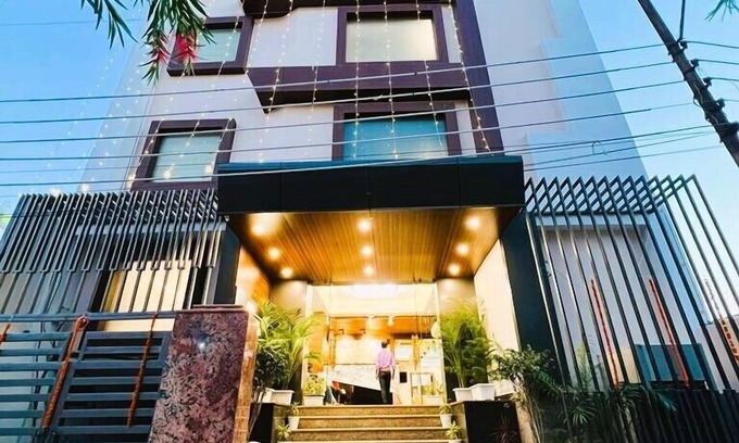 Varanasi Hotel | The Olivia