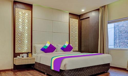 Seraikela Hotel | The Onyx Hotel