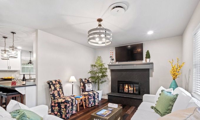 Downtown House | the ORANGE DOOR just steps from art, trails & dining