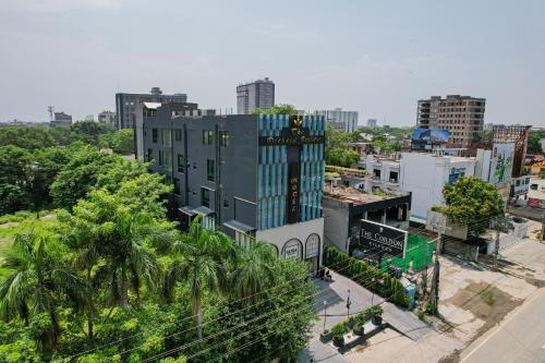 Gulberg Hotel | The Orchard Boutique Hotel