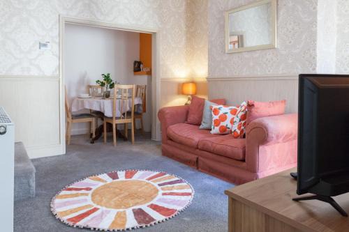 Liverpool House | The Oxton Club, Games Room, Garden, Fast WiFi, Pool Table, 7 Beds, near Anfield