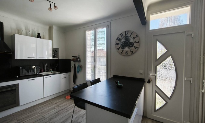 Sainte-Genevieve-des-Bois House | The pattoune