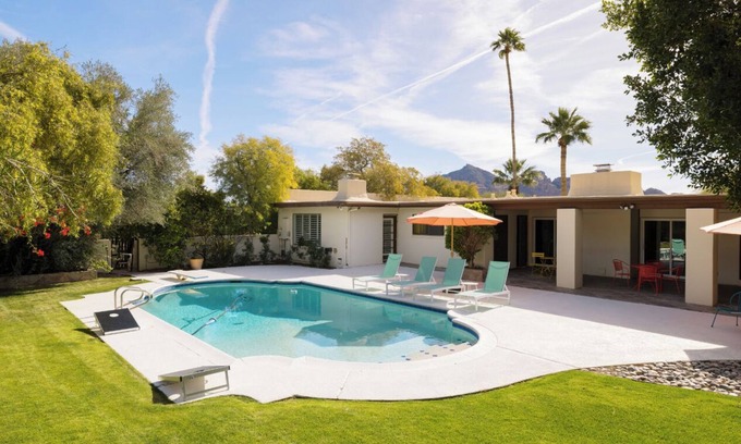 Paradise Hills Estates House | The Palmcroft by LuxeKey | Unique Maximalist Home w/Pool & Casita