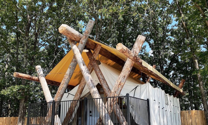 Shell Knob Cottage | The Parker Glamping Tent at Rod N Reel Resort