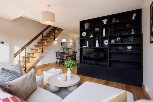 Nunhead House | The Peckham Escape - Modern 3BDR with Garden