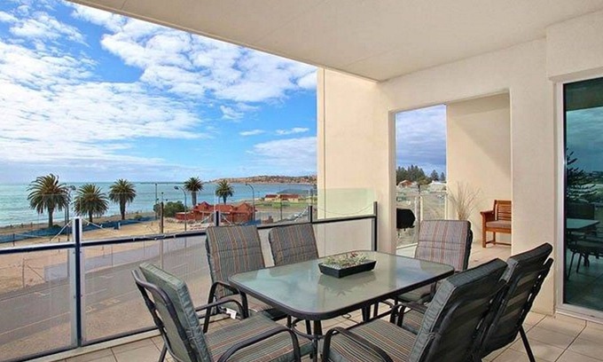 Victor Harbor Apartment | The Penthouse with Views