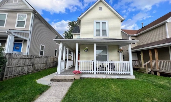 West Columbus House | The Peony: Franklinton, Experience Columbus