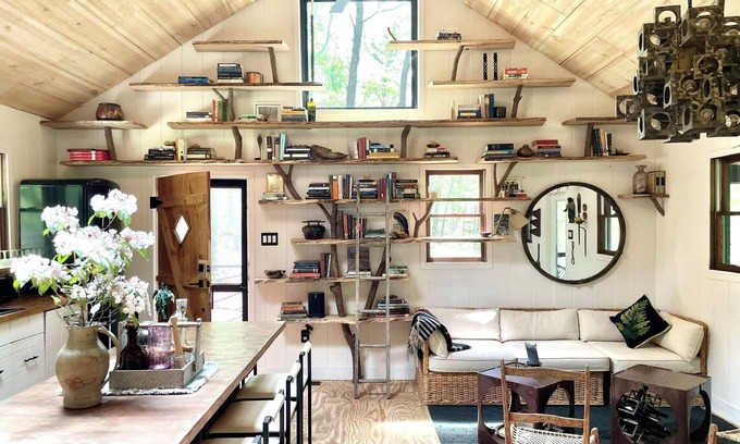 Wardensville Cabin | The Philosopher's Retreat