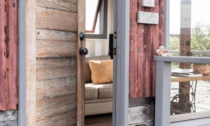 Kalapana Apartment | The Phoenix House - Epic Tiny Home GEM on Volcanic Lava Field