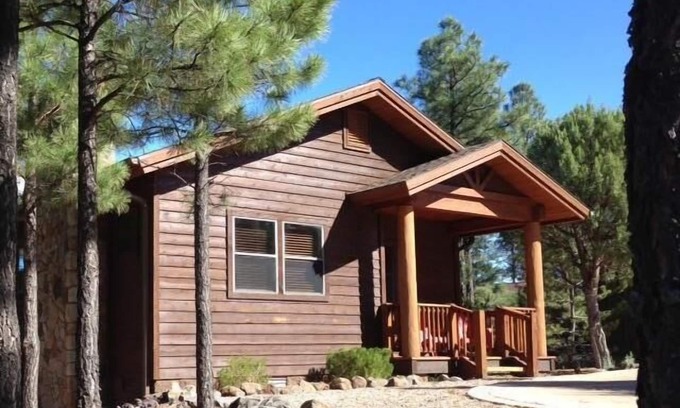 Torreon House | The Pine Cone Casita - Relax & Enjoy the Ponderosa Mountain Country of Arizona!