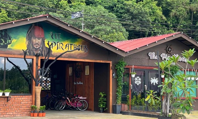 Pantai Tengah House | The Pirathouse